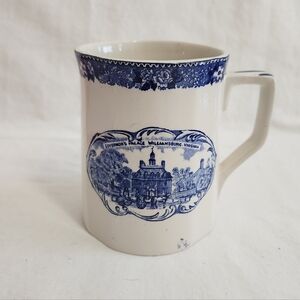 Vintage Adams Governor's Palace Williamsburg Mug